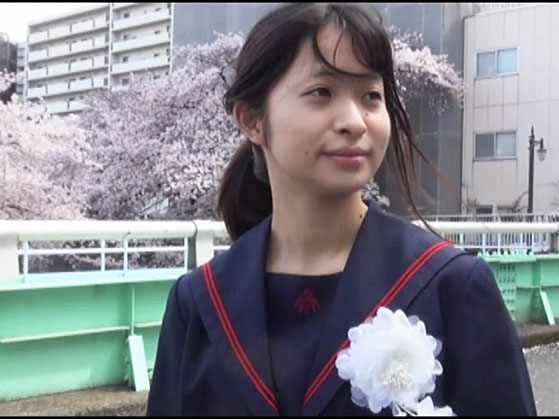 母親同伴2017年度4月入学生の処女喪失輪姦